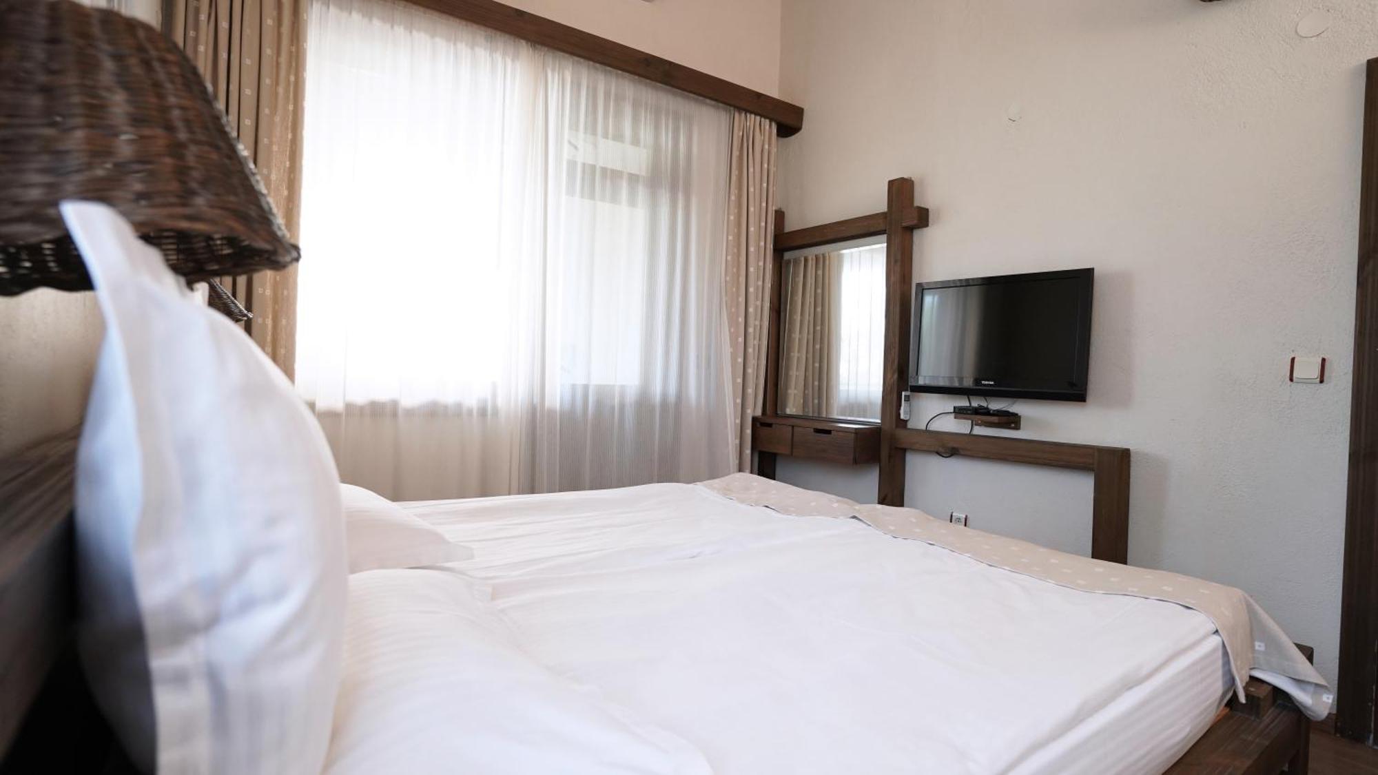 Комплекс Белите Скали Hotell Gaytaninovo Exteriör bild